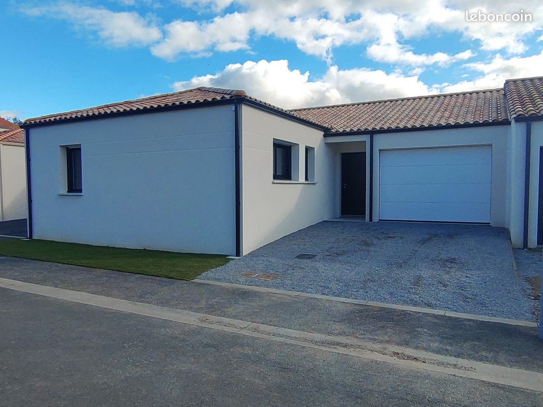 Maison 4 pièces 96 m² · à Montaigu-Vendée · 96 m² · 1 300 €/mois