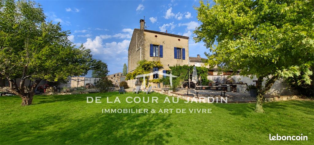 Maison 7 pièces 209 m² · à Beauville · 209 m² · 319 000 €