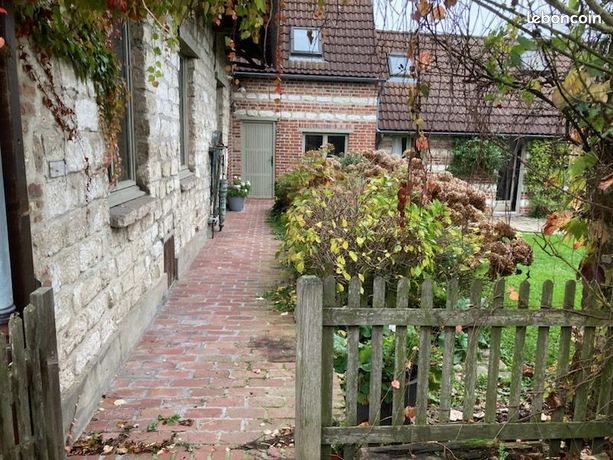 Maison 6 pièces 249 m²