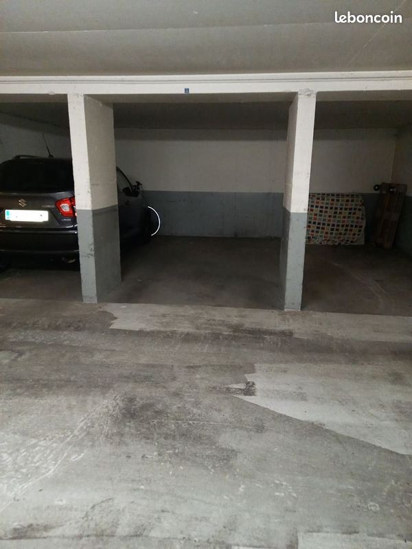Parking 9 m² · à Paris · 9 m² · 15 000 €