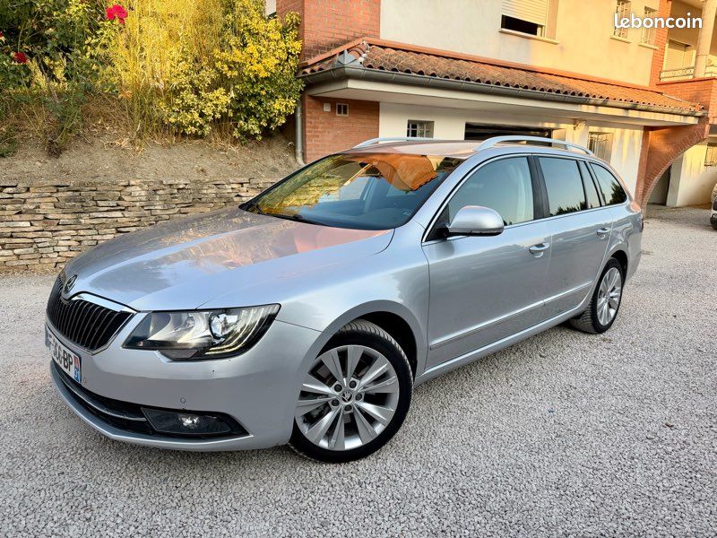 Skoda superb 2.0 tdi 170cv dsg phase 2 ct ok (image 1)