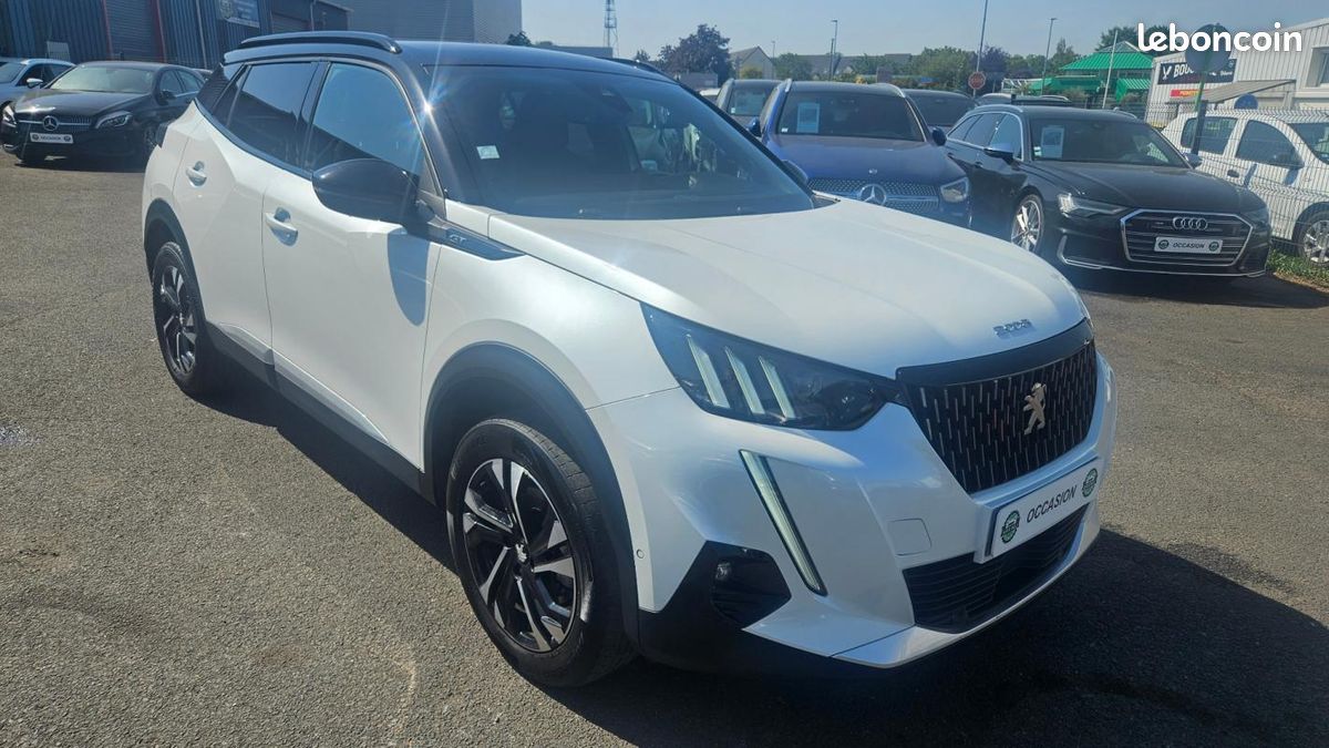 Peugeot 2008 BlueHDi 130 S&S EAT8 GT (image 3)