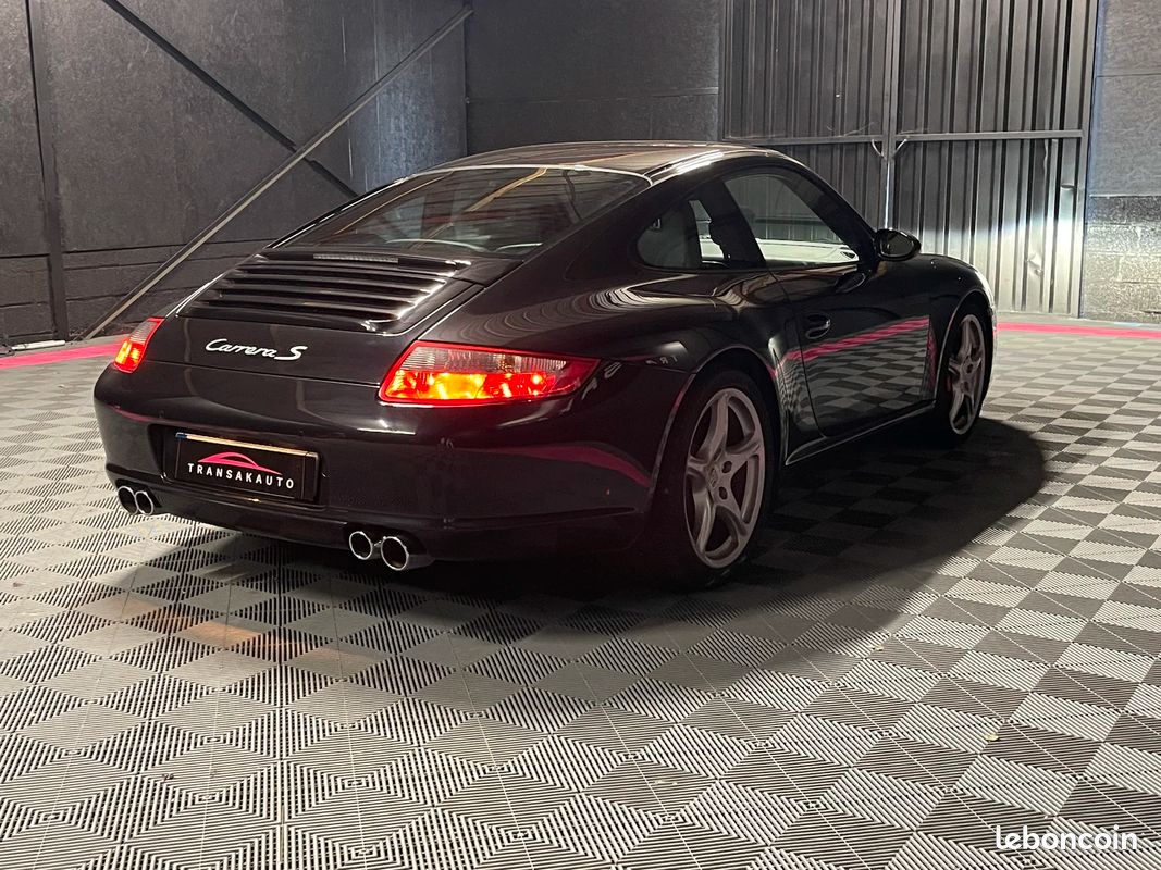 Porsche 911 Type 997 Carrera 4S Coupé 355ch (image 4)