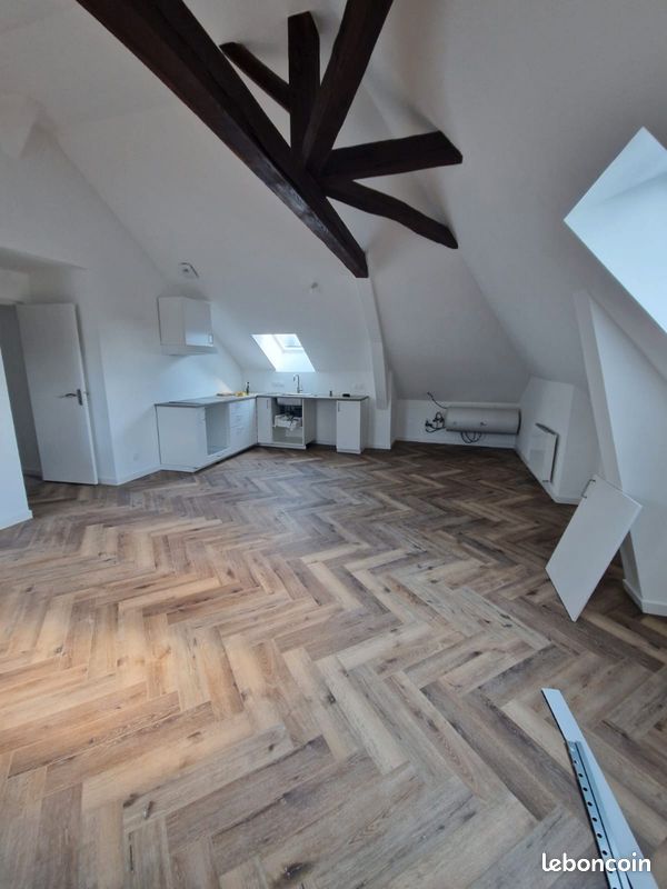 Appartement 4 pièces 76 m² · à Elbeuf · 76 m² · 570 €