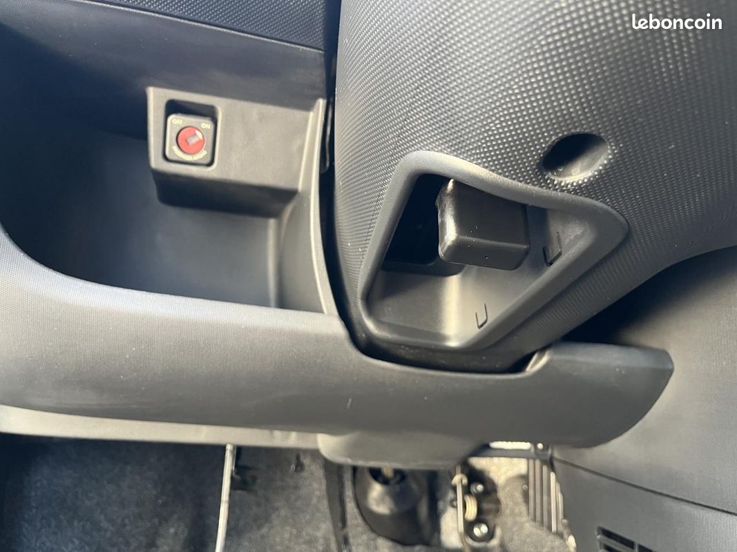 CITROEN C1 1.0i TENDANCE MOTEUR A CHAINE GARANTIE 12 MOIS (image 27)