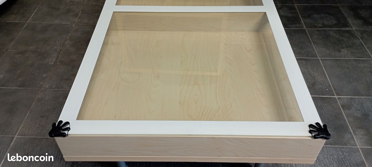 Table (image 2)