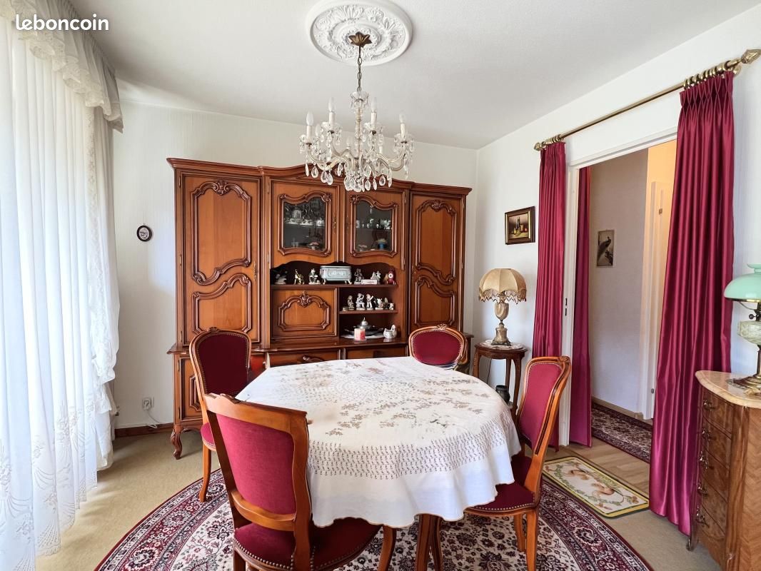 Appartement 5 pièces 100 m² · à Huningue · 100 m² · 255 000 €