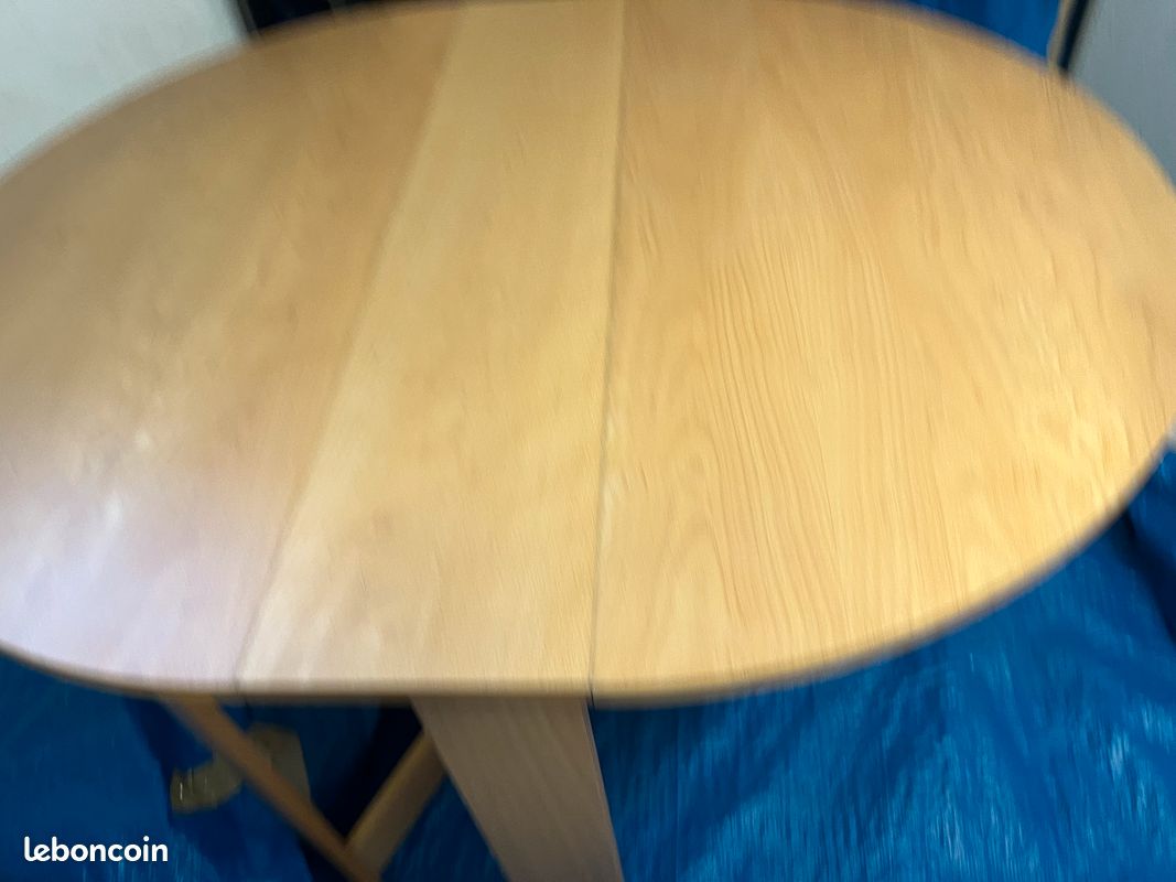 Table et chaises (image 2)