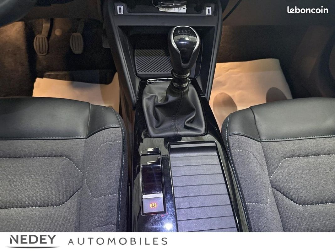 Citroen C4 PureTech 130ch S&S C-Series (image 14)