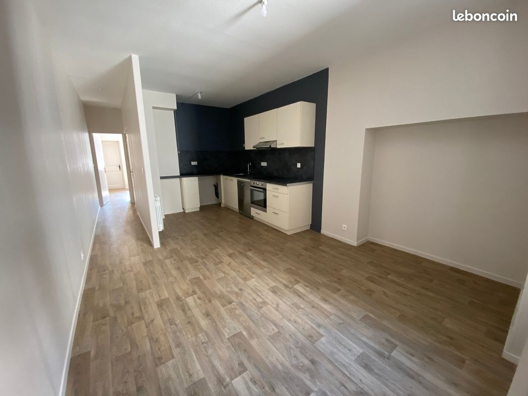 Appartement 2 pièces 36 m² · à Lons-le-Saunier · 36 m² · 460 €/mois