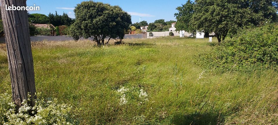 Terrain 575 m² Mormoiron · 129 000 €
