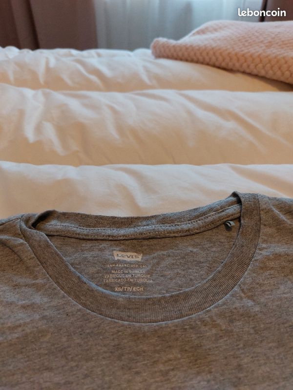 Tee shirt de Marque (image 2)