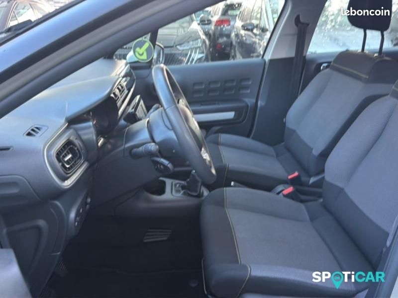 Citroen C3 1.2 PureTech 83ch S&S YOU (image 24)