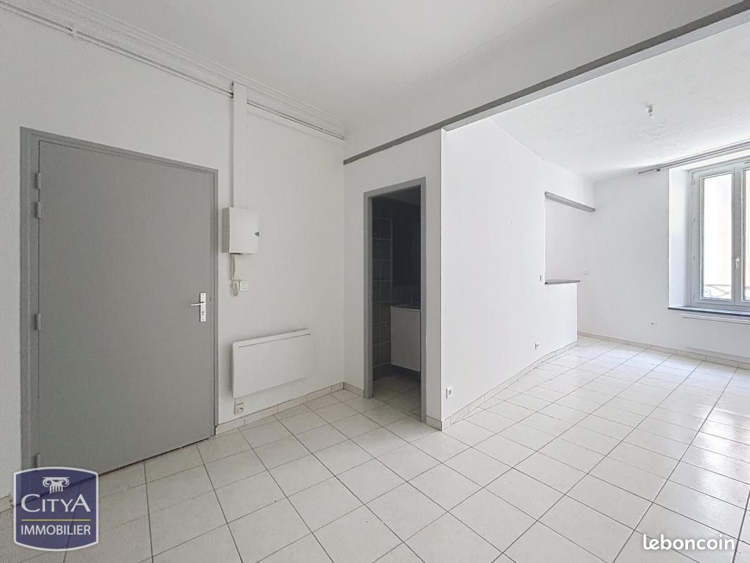 Appartement 1 pièce 32 m² · à Nîmes · 32 m² · 75 000 €