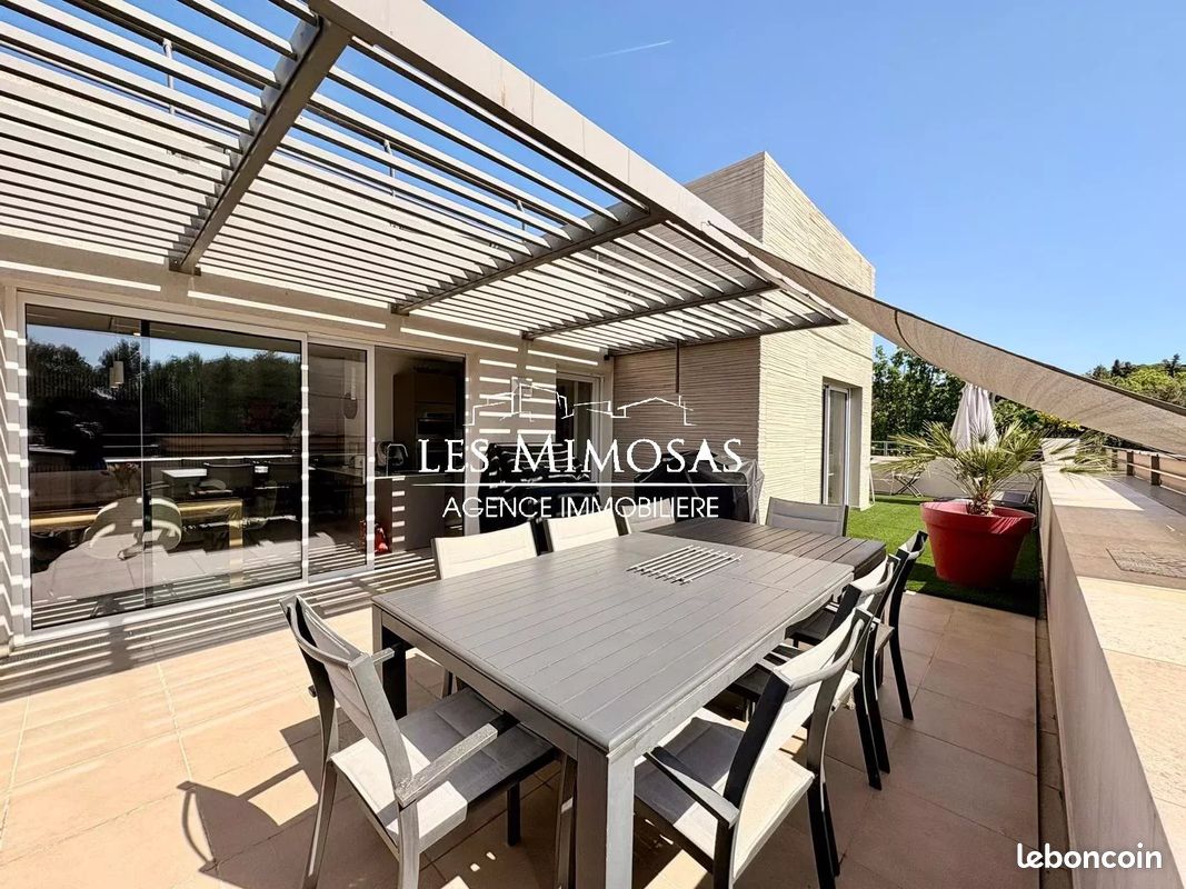 Appartement 4 pièces 89 m² · à Fréjus · 89 m² · 468 000 €