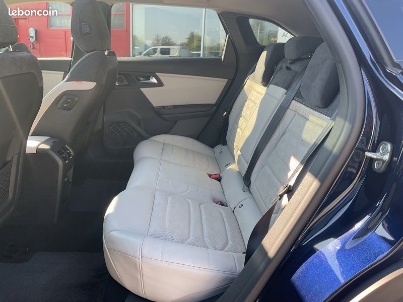 Citroen c5 x 1.6 hybride rechargeable 225 hypnos e-eat8 (image 9)