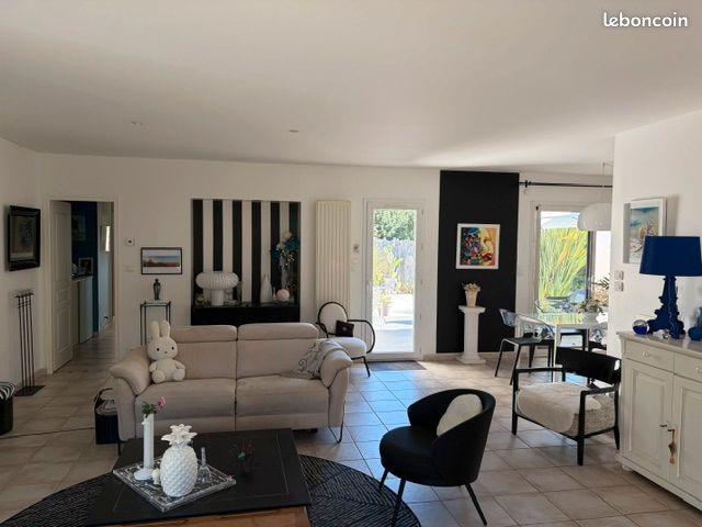 Maison 5 pièces 117 m² · à La Crèche · 117 m² · 280 000 €