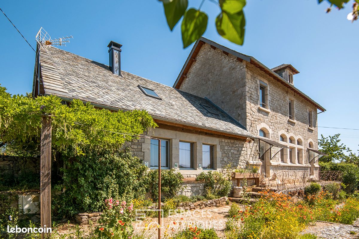 Maison 5 pièces 186 m² · à Bertholène · 186 m² · 475 000 €