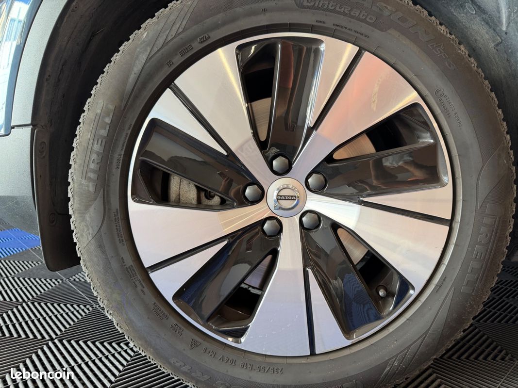Volvo XC40 T5 261Ch Plug in Hybrid Inscription Business - 2EME MAIN / HISTORIQUE COMPLET / TOIT OUVRANT PANORAMIQUE / CARPLAY / CAMERA DE RECUL / COFFRE ELECTRIQUE (image 30)