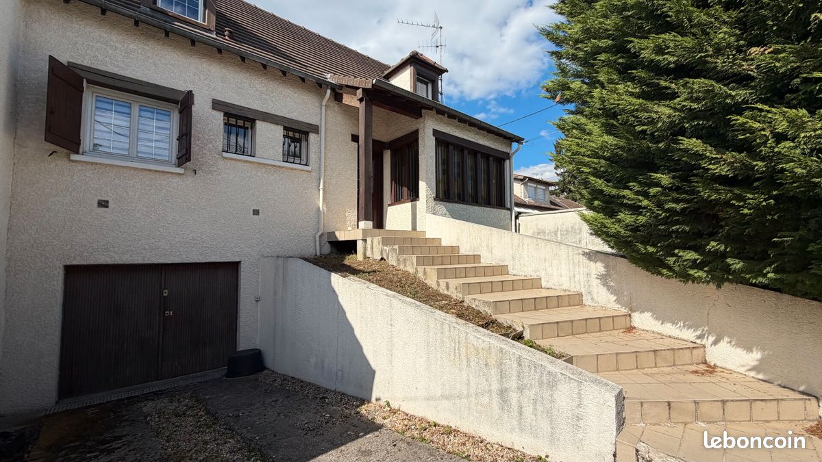 Maison 5 pièces 97 m² · à Livry-Gargan · 97 m² · 359 000 €