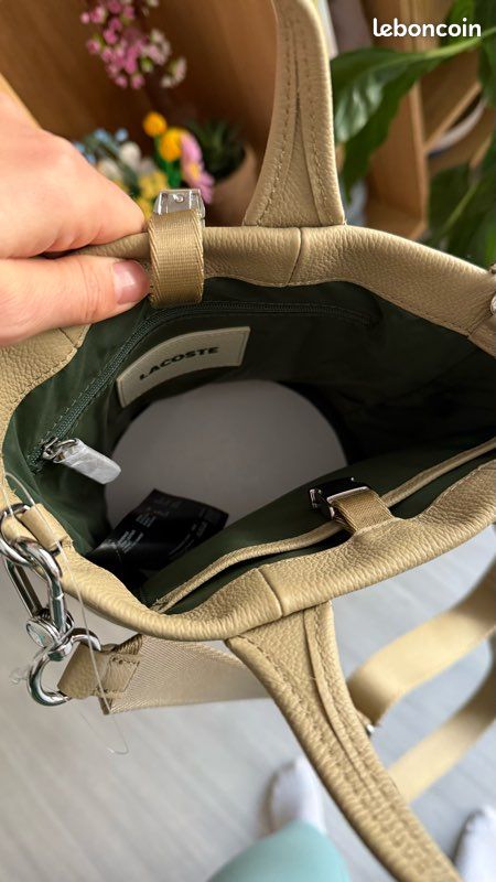 Sac à main en cuir Lacoste (image 6)