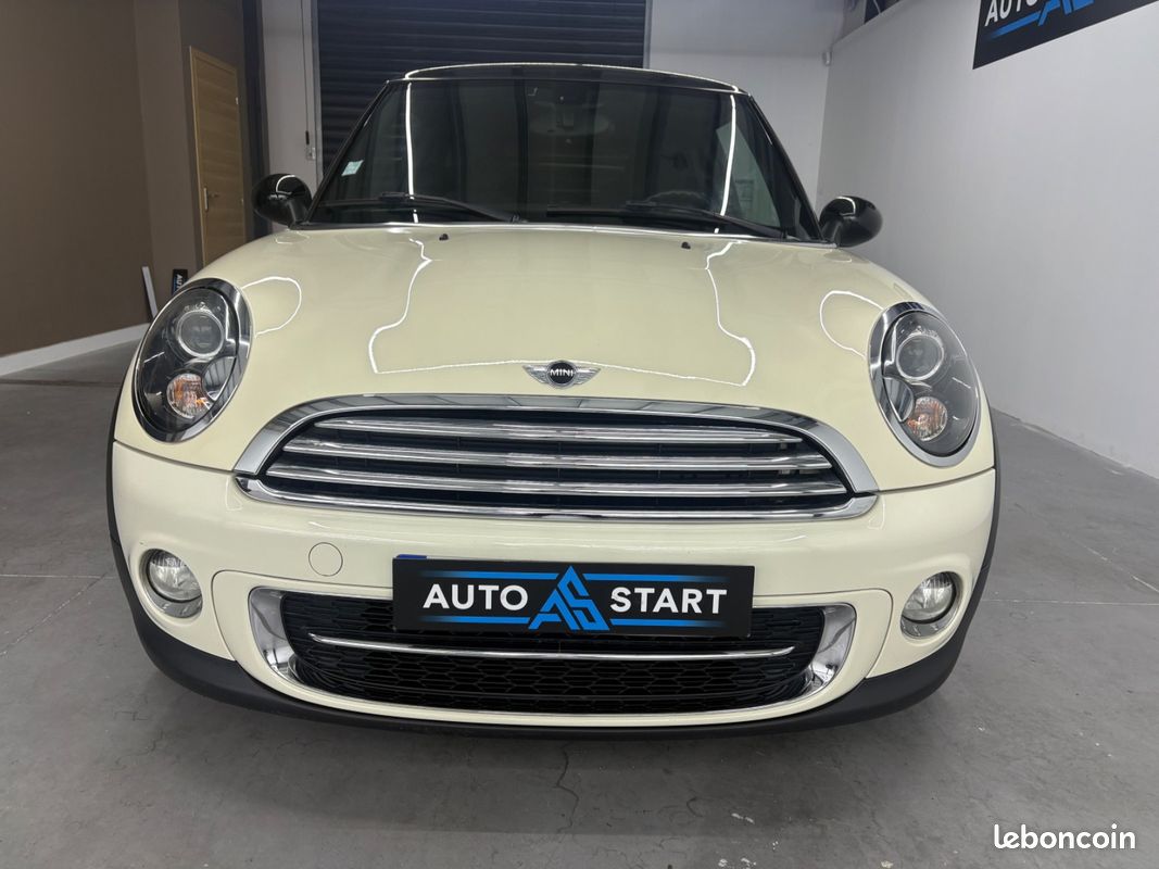 MINI Mini Cooper D Steptronic BOITE AUTO/VOLANT MULTIFONCTIONS (image 6)