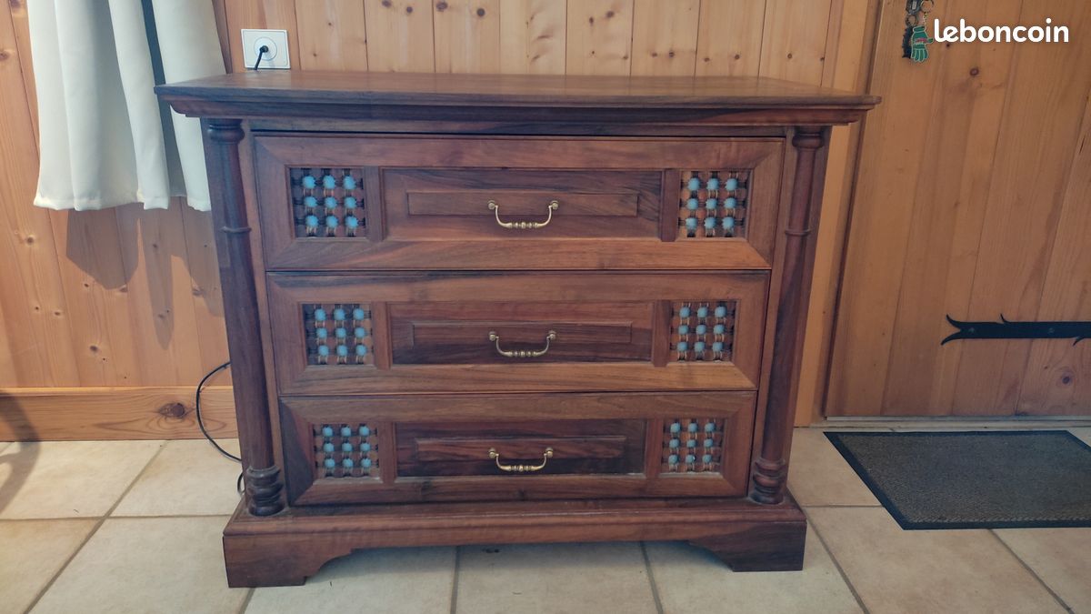 Commode ancienne bois massif (image 1)