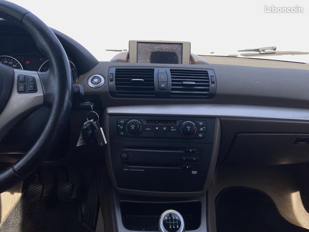 BMW SERIE 1 E87 118d Luxe (image 16)