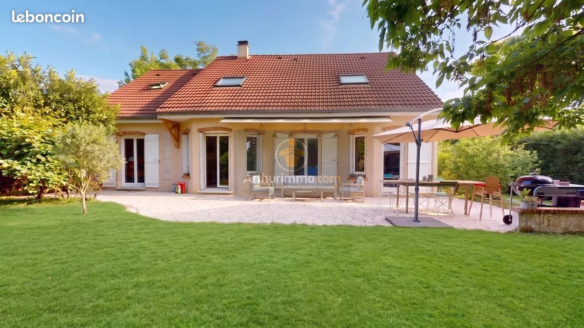 Maison 9 pièces 190 m² · à Noisy-le-Roi · 190 m² · 849 000 €