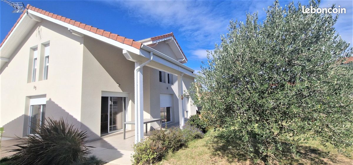 Maison 6 pièces 130 m² · à Saint-Marcellin · 130 m² · 395 000 €
