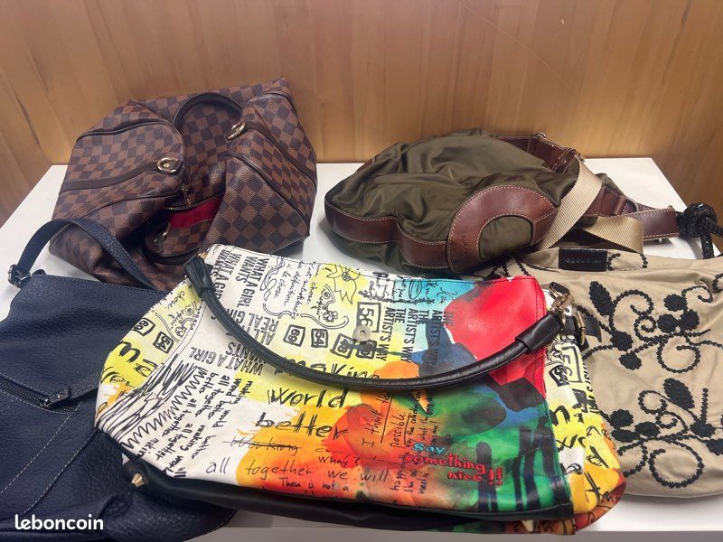 Lot de sac à main Lancel, séquoia, Desigual et autres (image 1)