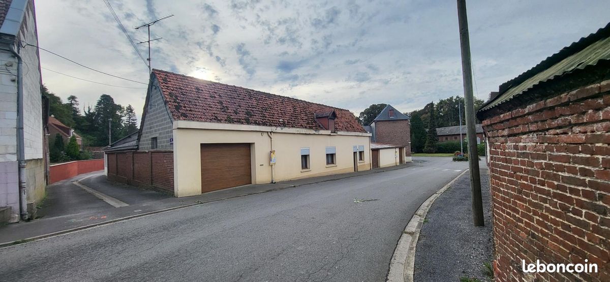 Maison 6 pièces 138 m² · à Pas-en-Artois · 138 m² · 145 000 €