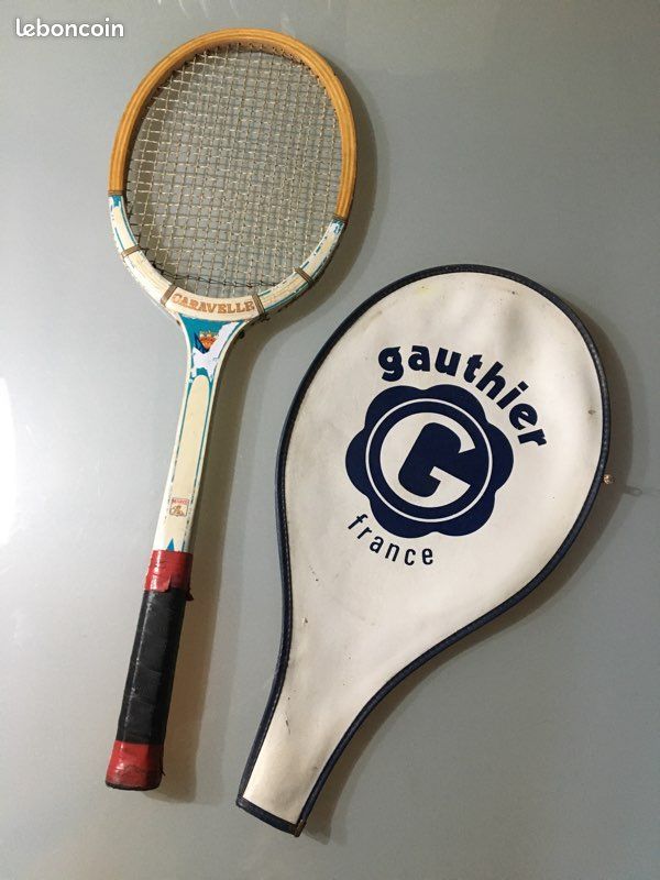 Raquette de tennis vintage années 30 bois d'écaillage flèche modèle BC raquette