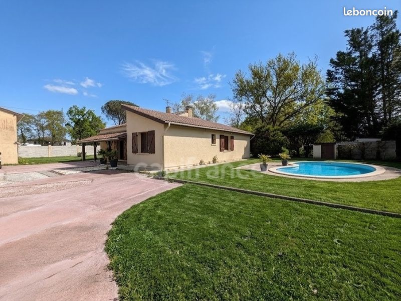 Maison 5 pièces 192 m² · à Ambarès-et-Lagrave · 192 m² · 347 000 €