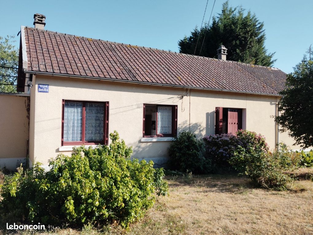 Maison 3 pièces 680 m² · à Saint-Vérain · 680 m² · 59 000 €