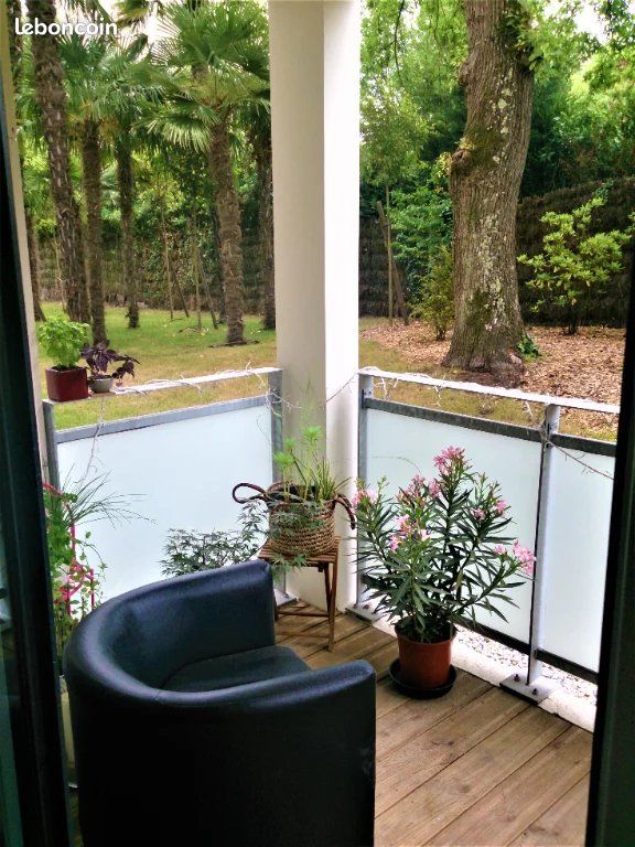 Appartement 2 pièces 46 m² · à Bordeaux · 46 m² · 618 €