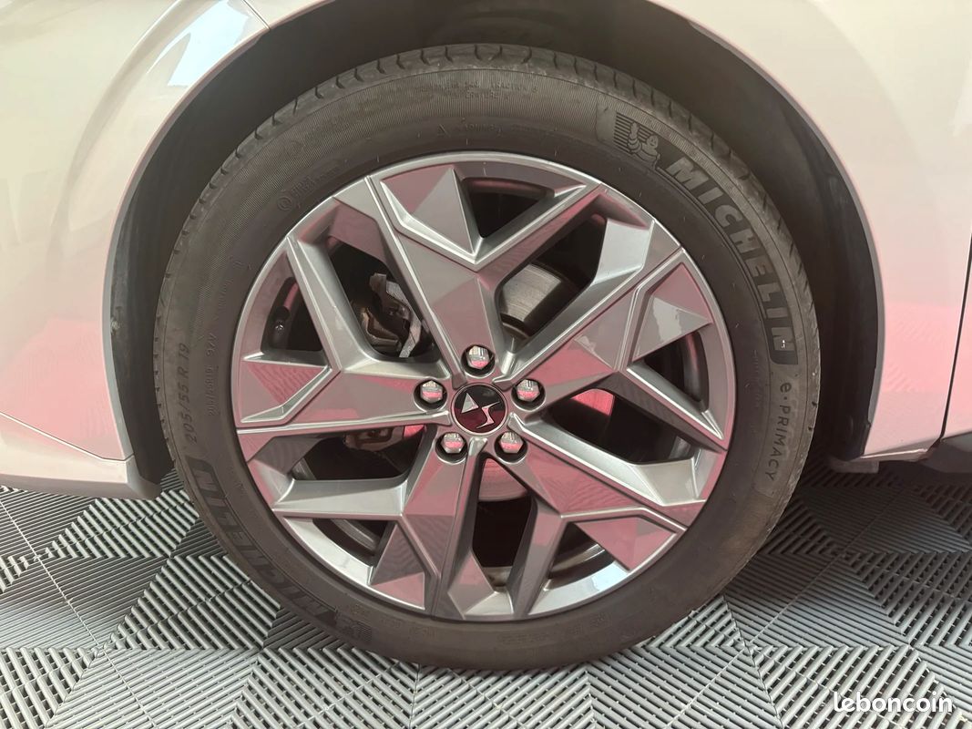 Ds DS4 1,5 BLUEHDI 130CH EAT8 Pallas / SUIVIS CONSTRUCTEUR (image 8)