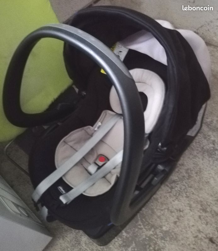 Nacelle et siège auto CHICCO ACTIV3 - à prendre sur place uniquement (image 3)