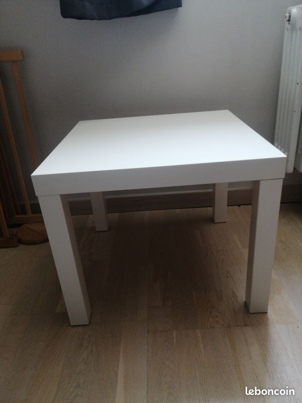 Table basse blanche IKEA (image 1)