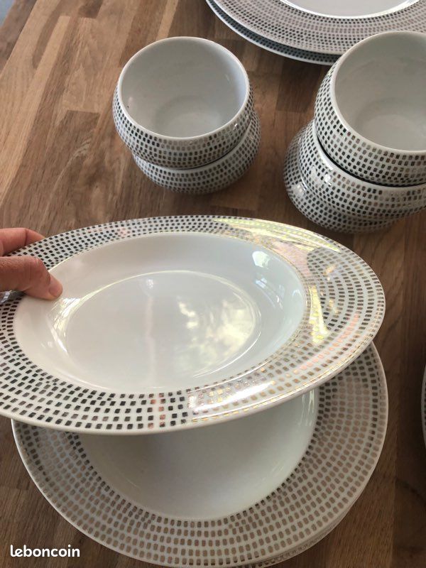 Assiettes et bols porcelaine (image 4)