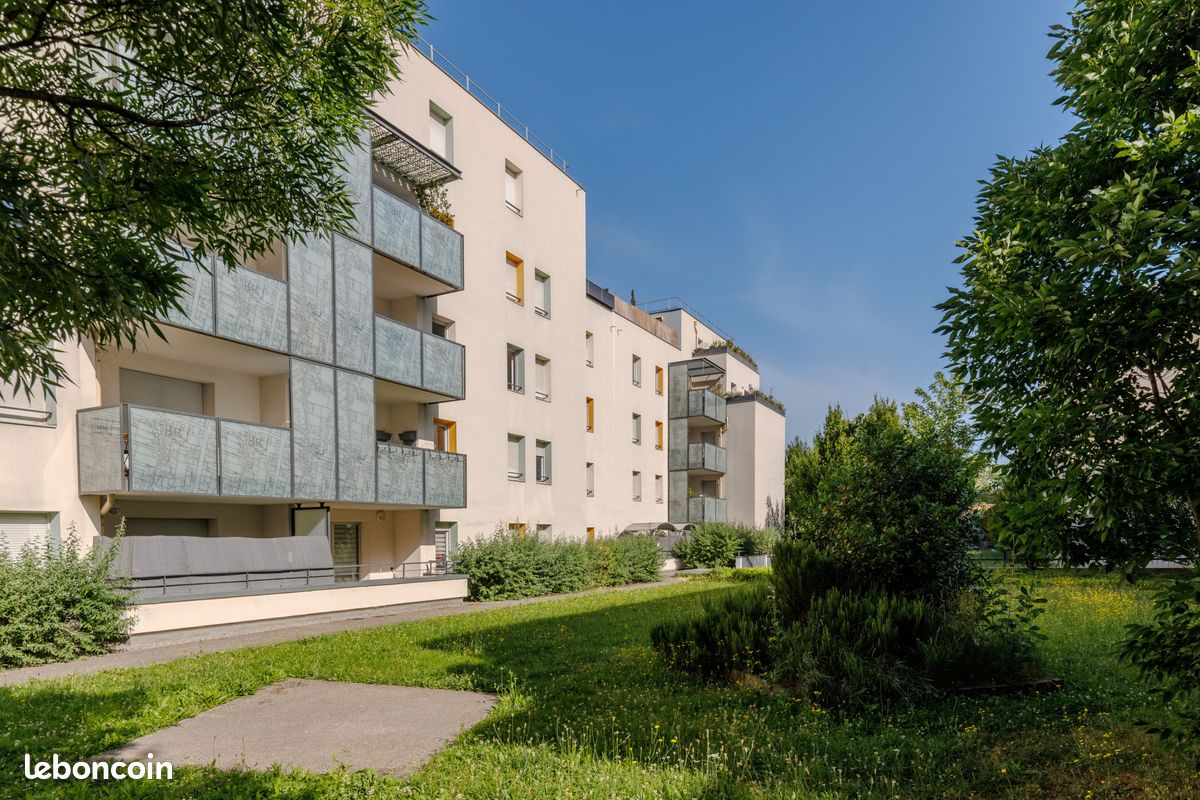 Appartement 3 pièces 60 m² · à Vénissieux · 60 m² · 179 000 €