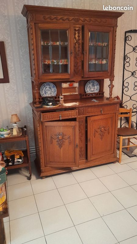 Buffet de salle à manger époque art nouveau en noyer vers 1900 | Selency