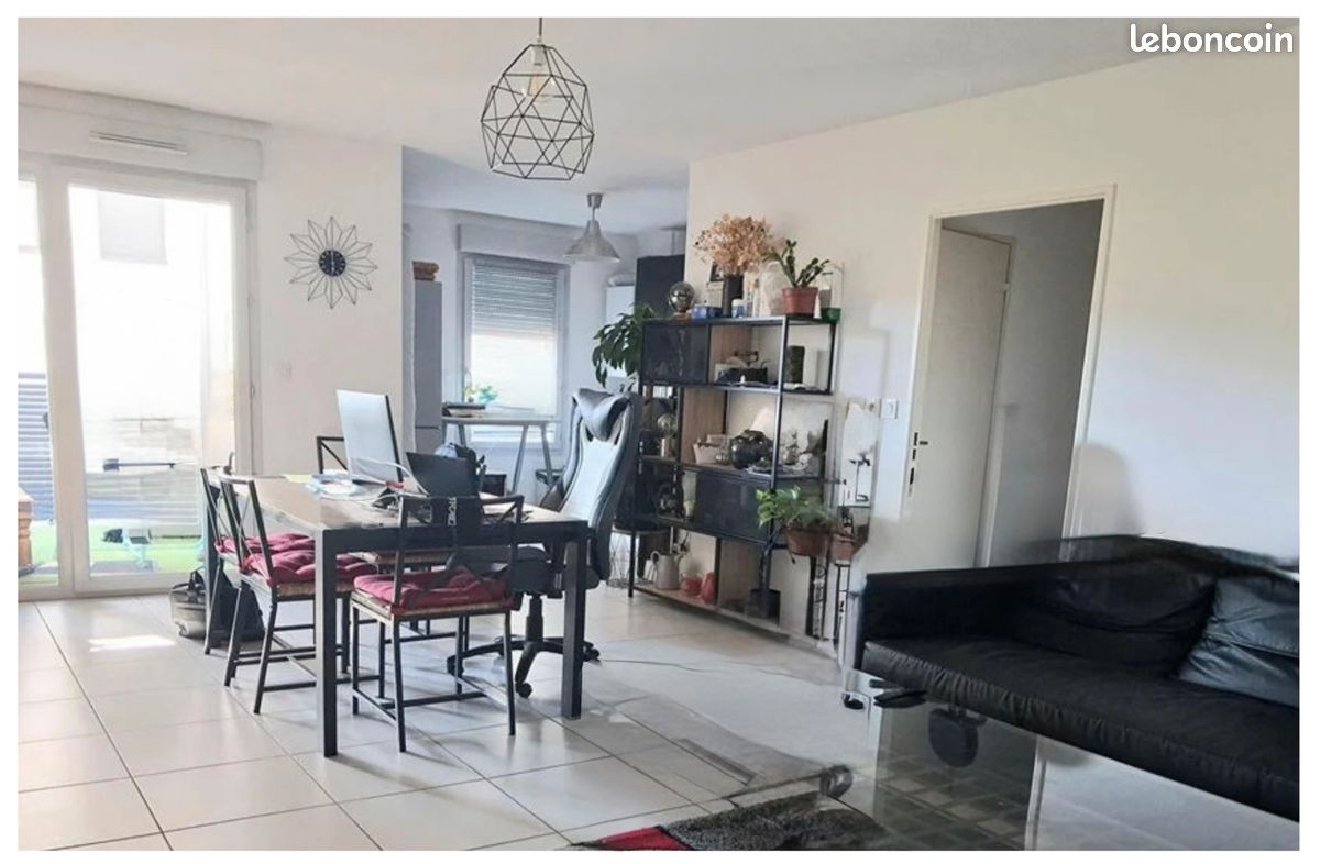 Appartement 3 pièces 70 m² · à Chassieu · 70,3 m² · 278 000 €