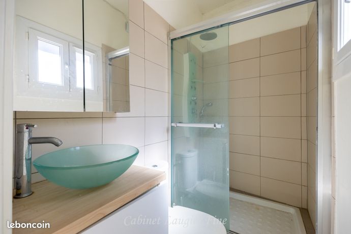 Propriété 5 pièces 250 m² — 18