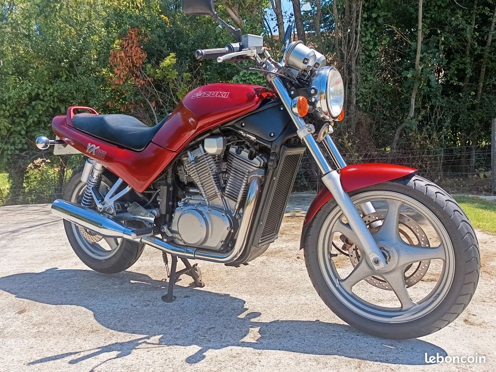 Moto Suzuki VX800 (image 1)