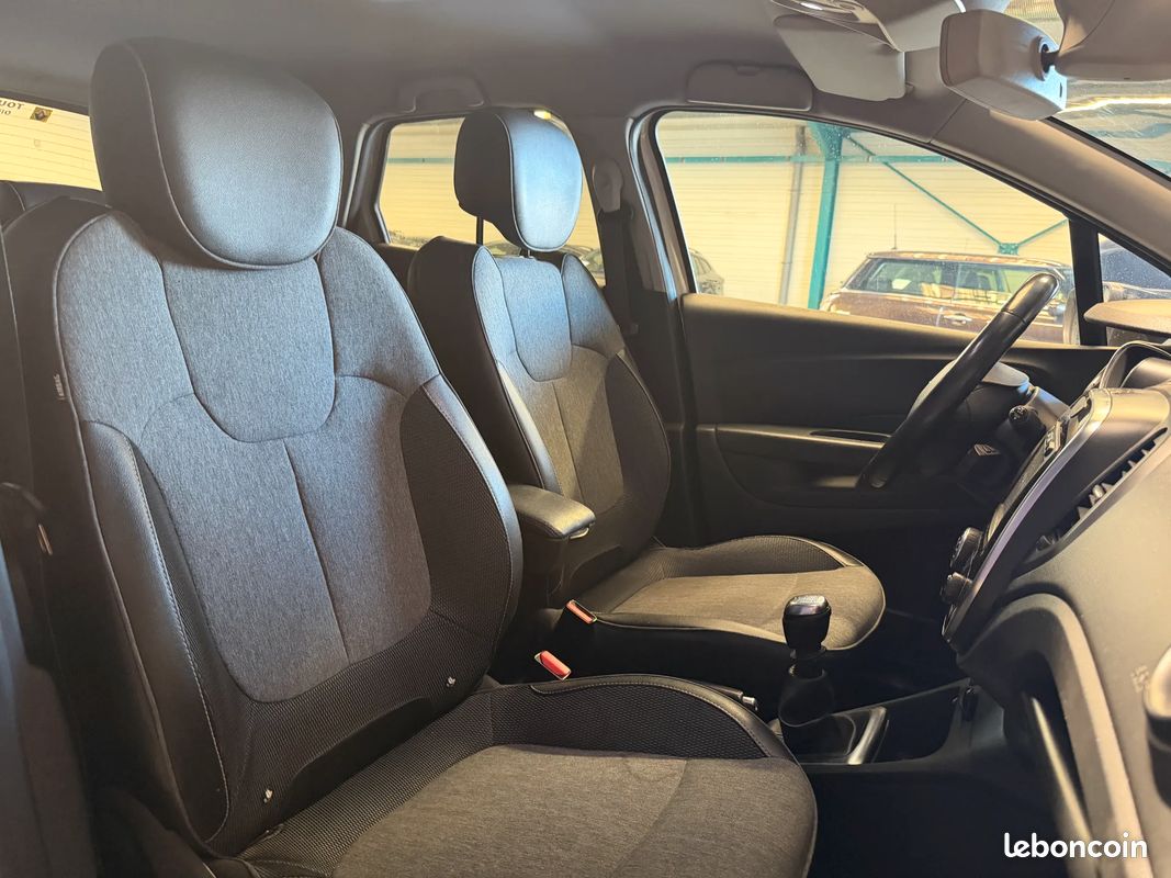 RENAULT Captur Intens 1.5DCI 110ch - GARANTIE 12 MOIS - Première main - Suivi complet (image 13)
