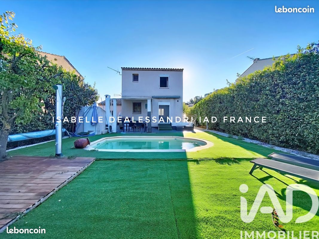 Maison 4 pièces 88 m² · à Carnoules · 88 m² · 369 000 €