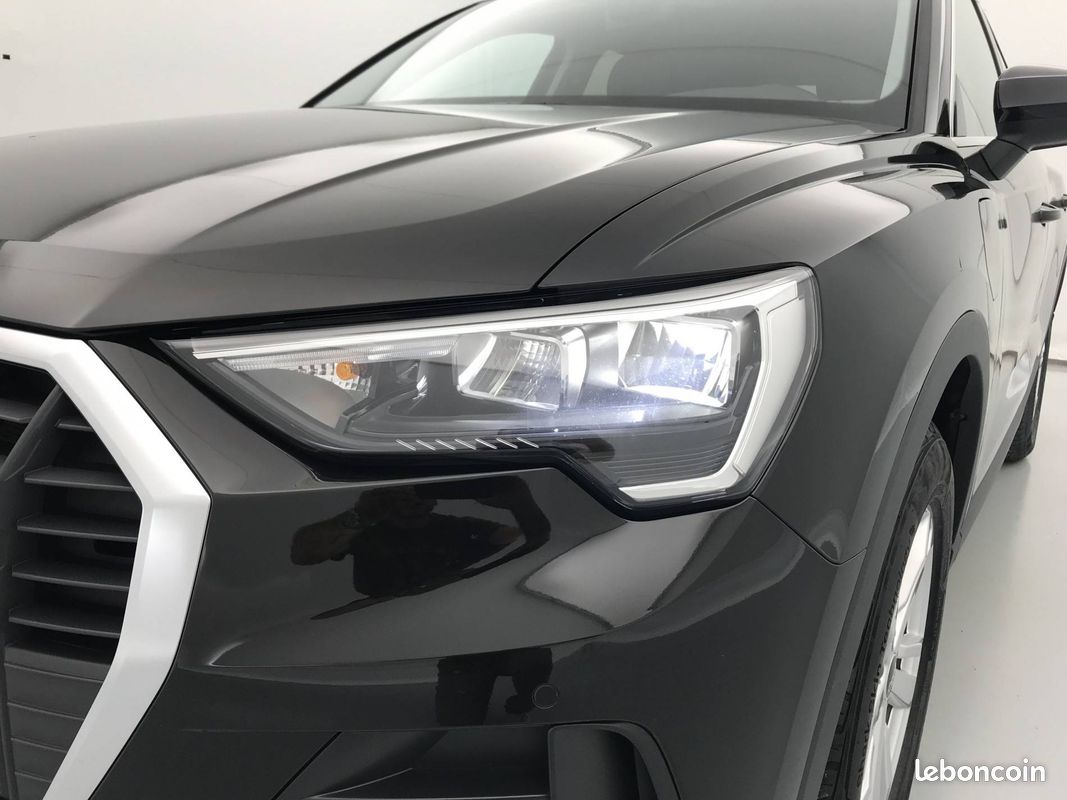 AUDI Q3 45 TFSIe 245 ch S tronic 6 Design (image 4)