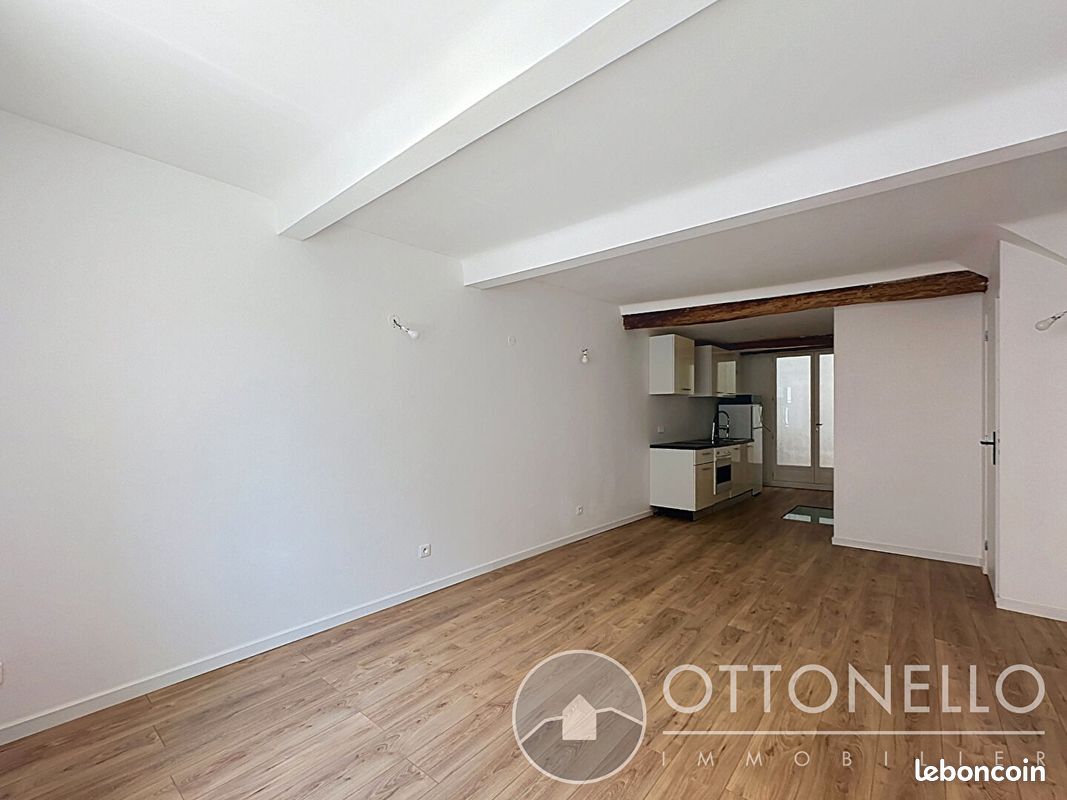 Appartement 4 pièces 75 m² · à Roquebrune-sur-Argens · 75 m² · 177 000 €
