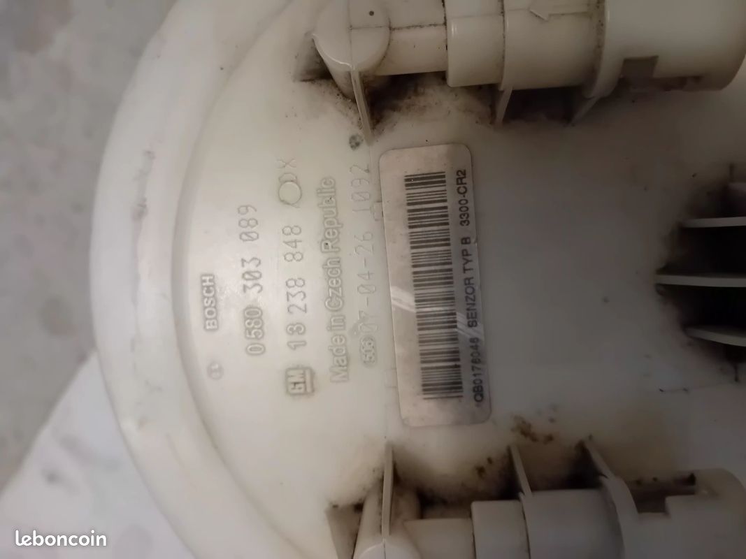 Pompe a carburant opel 1.9 cdti ref : 0580303089 (image 2)